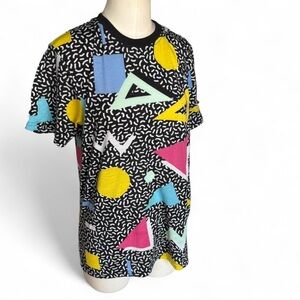 Oh Snap Colorful Geometric 80’s style T-Shirt Stranger Things vibes size medium